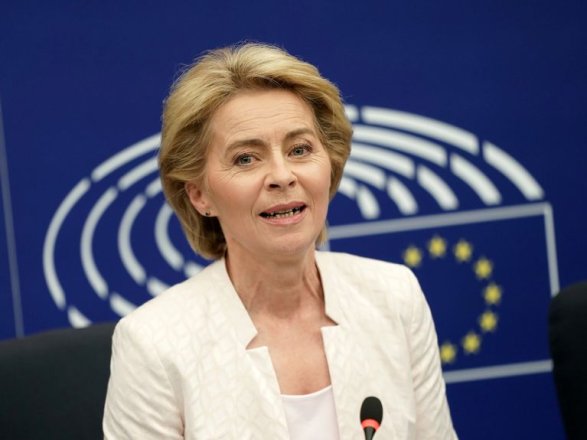 Ursula fon der Leyen ikinci müddətə Avropa Komissiyasının sədri seçilib