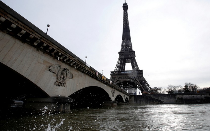 French politician: 1.4B euros allocated for cleaning Seine wasted