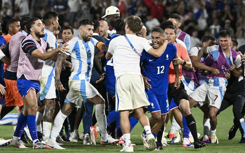 Fransa və Argentina futbolçuları arasında dava düşüb - Video