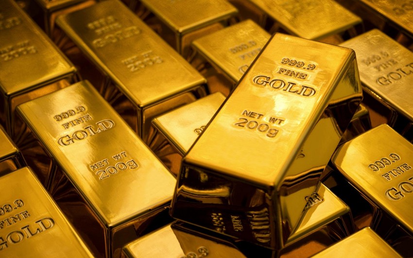 Gold prices hit record high