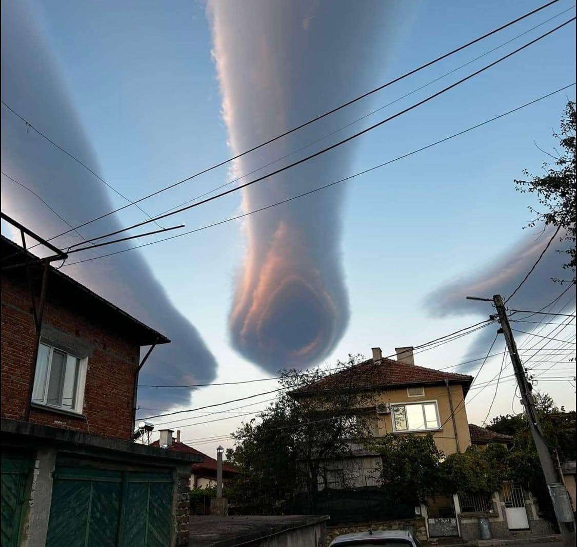 Havada nadir buludlar tapılıb - Fotolar