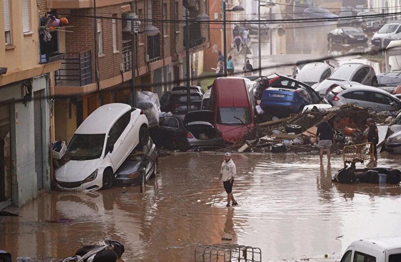 Valensiyada daşqınlar nəticəsində infrastruktur tamamilə dağılıb