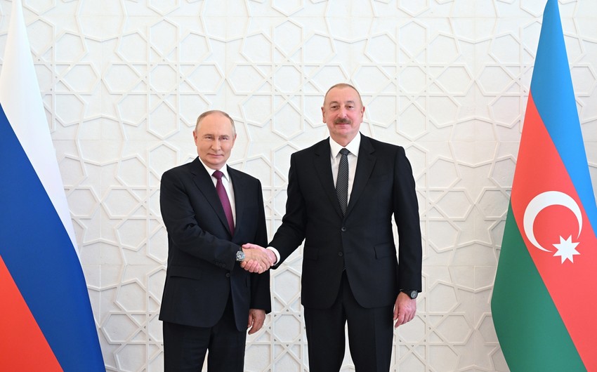 Putin İlham Əliyevə zəng edib