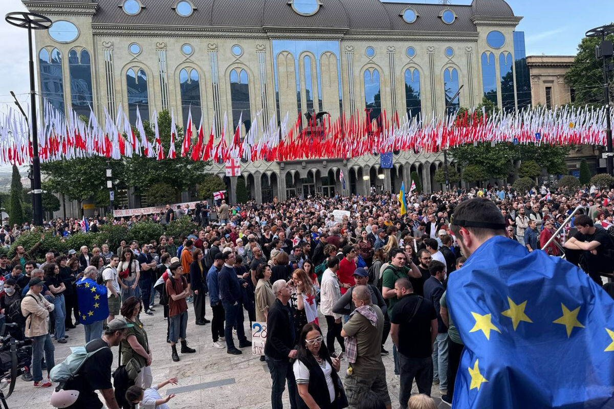 Səkkiz Avropa ölkəsi Gürcüstanı təkrar seçkilər keçirməyə çağırıb