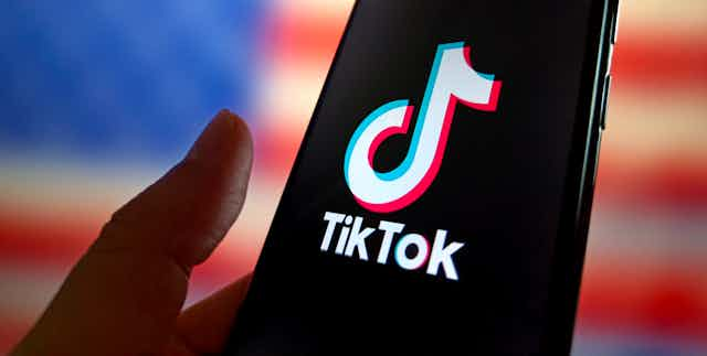 В РФ и других странах наблюдаются проблемы с работой соцсети TikTok