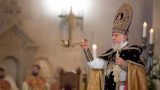 Пашинян усиливает давление на Католикоса