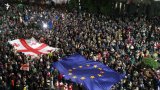 Тысячи людей вышли на протест в Тбилиси