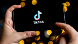 Trump signs order approving $14 billion TikTok deal