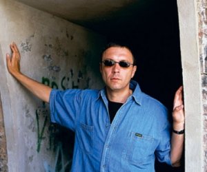 E-Kitab: Viktor Pelevin. NİKA (Postmodernist hekayə)