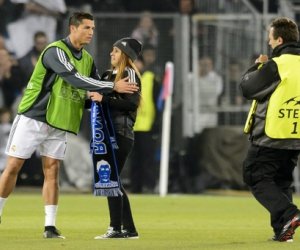 Cristiano Ronaldo feels the hate (and love) from fans