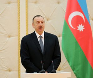 İlham Əliyev:\