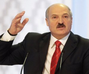 Лукашенко ввел санкции против России