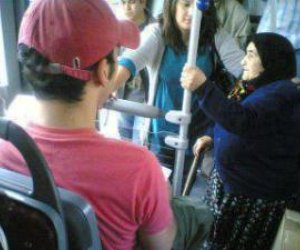 ВИДЕО ОПРОС: Нужно ли уступать место в транспорте?