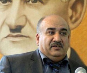 Qubad İbadoğluna görə istefalar başladı - FOTO