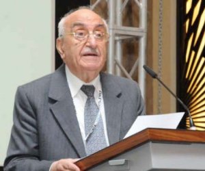 Azerbaijan's oil output seen down 4 pct in 2015