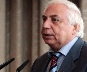 Hadı Rəcəblinin müəllimlərlə bağlı fikirlərinə deputatlardan reaksiya - AÇIQLAMALAR