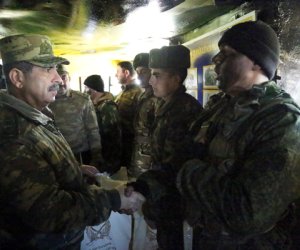 Azeri defense minister: “We’ll quickly liberate our territory”