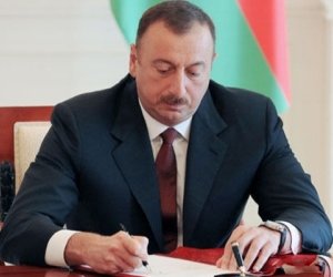 İlham Əliyev general rütbələri verdi