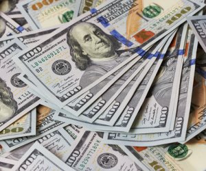 Azərbaycanda dollar yenidən ucuzlaşdı