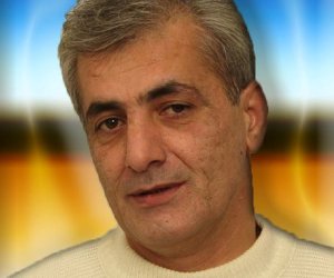 E-kitab: Məhbus ata - Hekayə