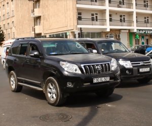 В ОБЪЕКТИВЕ: Пристрастие к большим автомобилям по-азербайджански