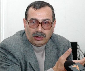 Mahal İsmayıloğlu vəfat etdi