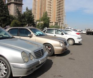 XƏBƏR ANı: Körpüdə maşın park edən yeganə ölkə - ANN.TV