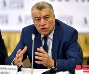 Nazir: 