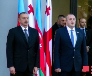 Gürcüstanda İlham Əliyevin rəsmi qarşılanma mərasimi keçirildi - Fotolar+Video