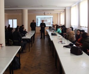 Ekstremal situasiyada işləməyə hazırlaşan jurnalistlər - FOTOLAR