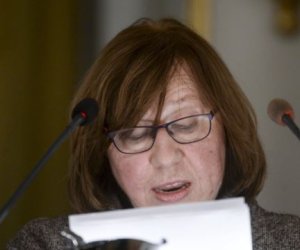 Svetlana Aleksieviçin Nobel nitqi sərt oldu (Tam mətni)
