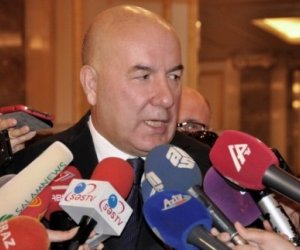 Revised Azerbaijan budget to be based on $30 oil