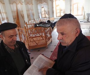 Fading echoes of Jewish life in Muslim Azerbaijan