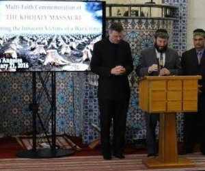 Məsciddə Zəbur oxumaq: Yəhudi, müsəlman, xristian əməkdaşlığı