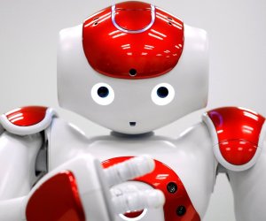 Touching robots can arouse humans, study finds