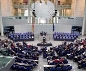 Almaniya uydurma “erməni soyqırımı”nı tanıdı