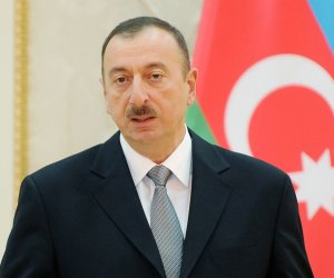 İlham Əliyev Azərbaycan xalqını təbrik etdi 