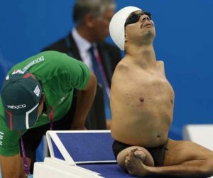 Dünyanı heyran qoyan idmançı - FOTOLAR