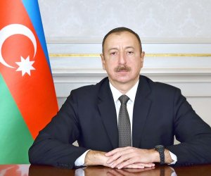 İlham Əliyev Həsən Ruhaniyə başsağlığı verdi