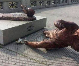 Messinin “ayaqlarını kəsdilər” 