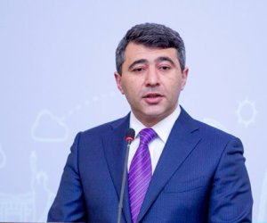 Nazir şöbə müdirini işdən çıxardı