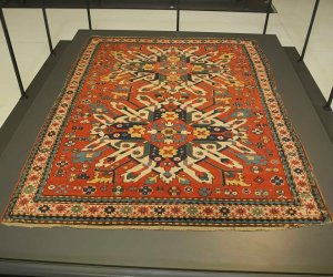 Armenians attempt to appropriate Azerbaijani carpets on display at Louvre Museum (PHOTO)