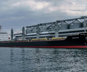 5 dry cargo ships with grain leave Ukrainian ports