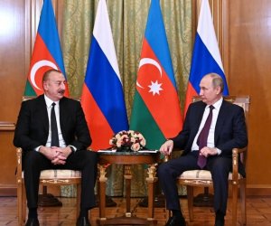 Vladimir Putin calls Ilham Aliyev