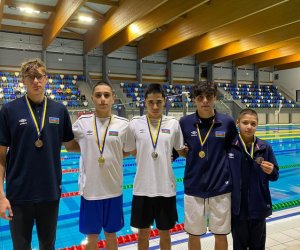 Azerbaijani swimmers claim 1 silver and 4 gold medals in international tournament