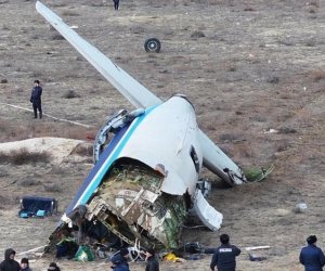 Times: Video of AZAL plane crash reveals possible missile strike