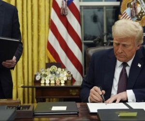 Trump signs executive order on sanctions against ICC – White House