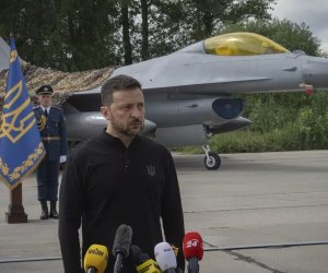 Зеленский ожидает продолжения поставок F-16