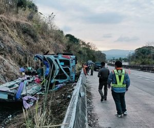 
В Таиланде в ДТП с экскурсионным автобусом погибли 18 человек