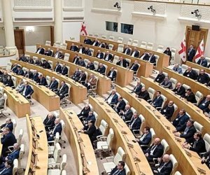 Парламент Грузии принял «американский» закон об «иноагентах»